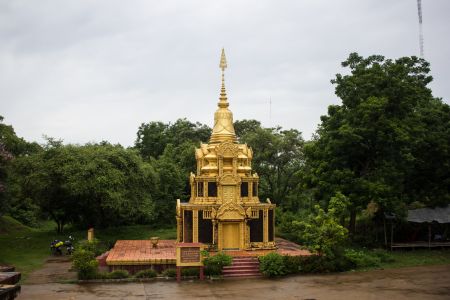 T Cambodia Kampong Cham 14