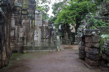 T Cambodia Kampong Cham 2